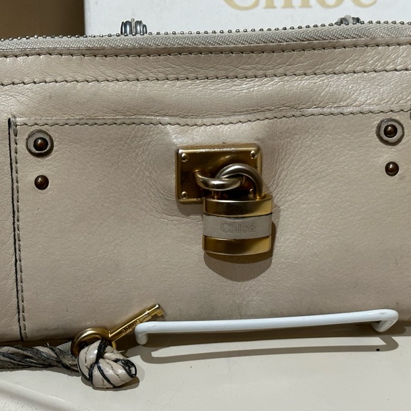 Chloe Paddington Ivory Leather and Lambskin Long Zip Wallet w/Box and Dustbag - Picture 2 of 10